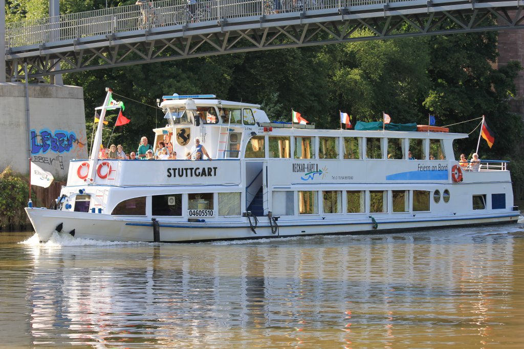 Die Stuttgart, fr nach Marbach zur Schiffanlegestelle. Da wurde das Foto auch geschossen am 2010:07:31 18:22:20