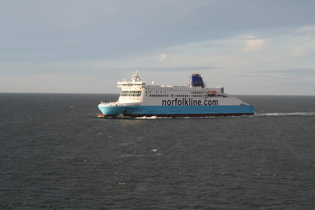 'Dover Seaways' auf dem Weg von Dnkirchen nach Dover am 31.07.2010