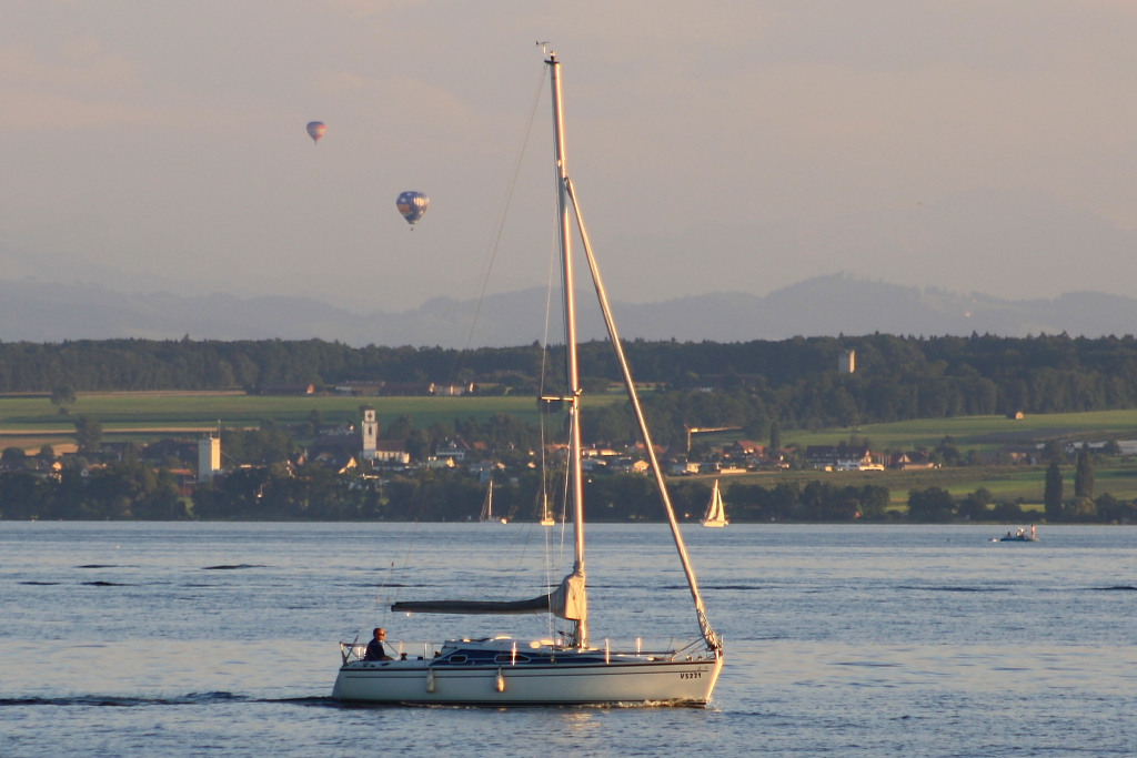 Ein Segelbot auf dem Bodensee am 11.08.10