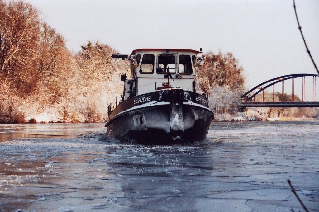 Eisbrecher Eisfuchs vom WSA Eberswalde 2009 auf der HOW.