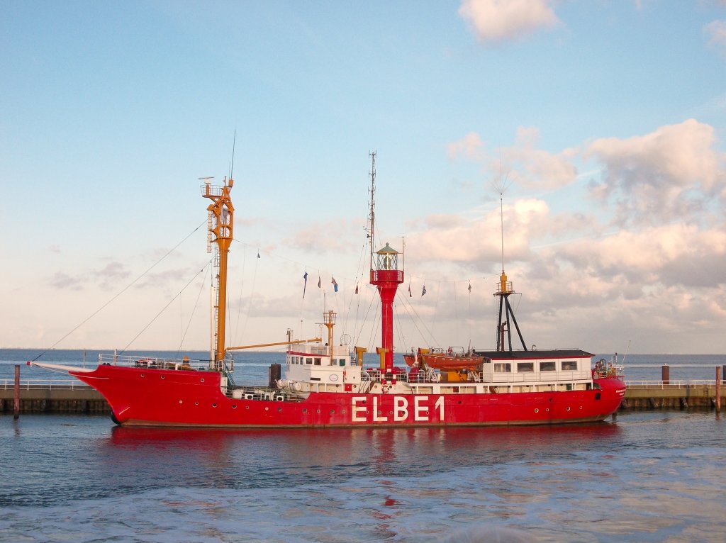 ELBE 1 in Cuxhaven, Oktober 2012