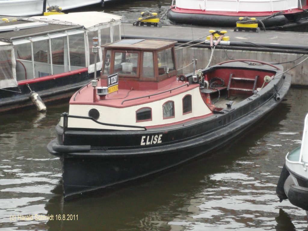 ELISE (H12397) am 18.6.2011 im Binnenhafen, Hamburg /
Barkasse / 1912 bei Karl Bruning Werft, Reiherstieg, Hamburg / 1936, Jastram-Diesel, 3-Zyl., 4-Takt, 44 kW, 60 PS, 9 kn /
