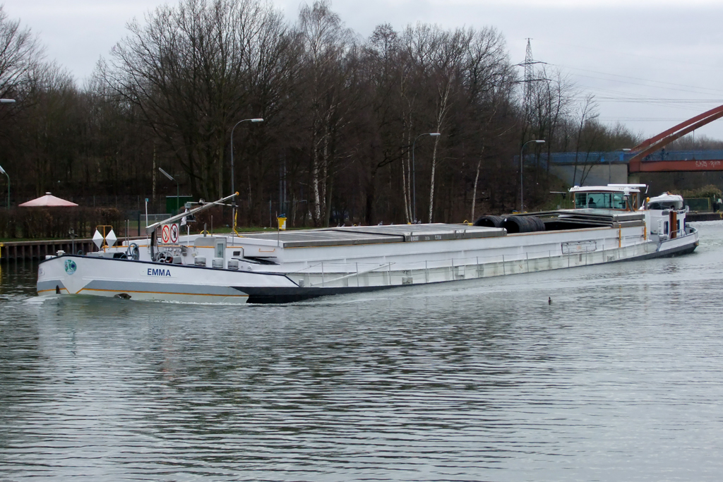  EMMA  auf dem Dortmund-Ems-Kanal in Datteln 11.3.2012