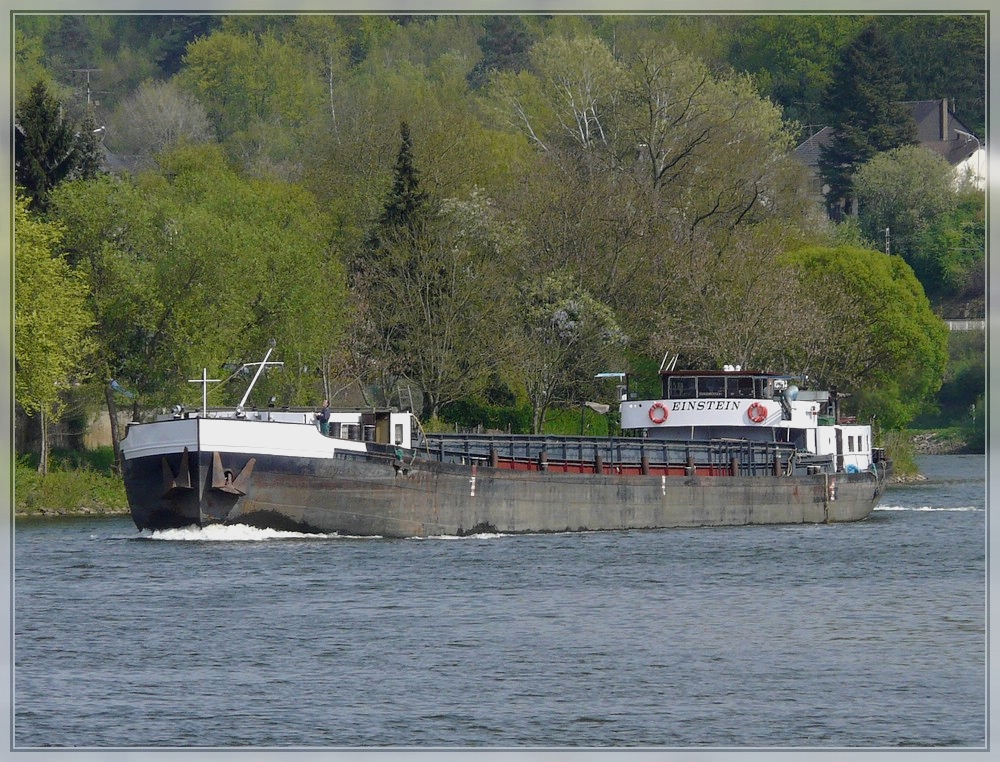 Frachtschiff  EINSTEIN  euronr. 08023121, L 80m, B 9,50m aufgenommen am 17.04.2011 auf der Mosel bei Wasserbillig.