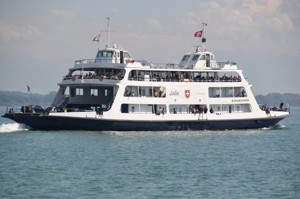 FRIEDRICHSHAFEN (Bodenseekreis), 03.09.2010, Schweizer Fährschiff Romanshorn auf dem Bodensee vor Friedrichshafen