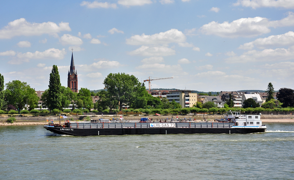 Gastankschiff  LRG GAS 73  querab Bonn-Beuel auf dem Rhein - 18.07.2010