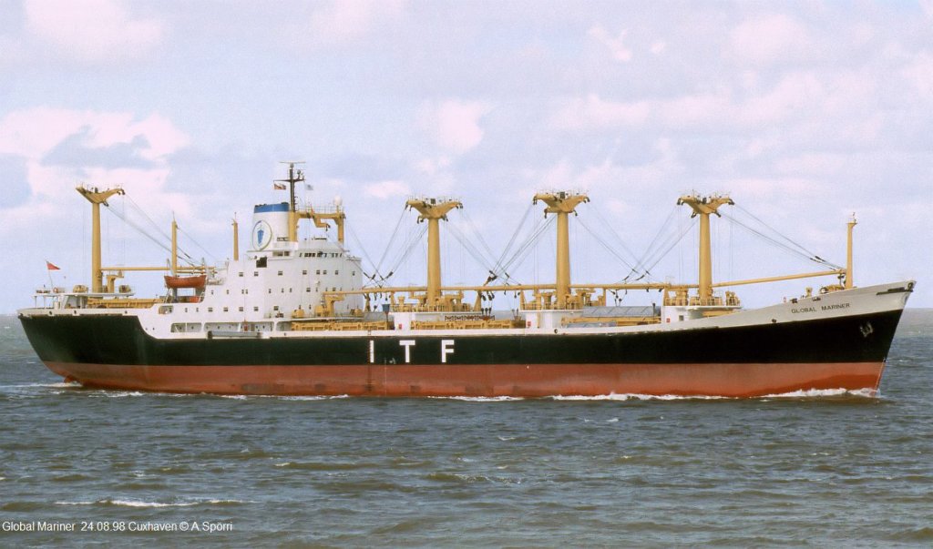 Global Mariner am 24.08.98 auf der Elbe vor Cuxhaven

IMO: 7710800
Baujahr: 1979
Bauwerft, Nummer: Sunderland 906
ex-Namen: Ruddbank, Romney, Lairg, Napier Star, Tamapatcharee, Lady Rebecca
Lmnge: 161.5m
Breite: 23m
Tragfhigkeit: 18501 Tonnen
Vermessung: 12778 GT
Flaghge: Grossbritannien
Heimathafen: London
Verbleib: 00 Abbruch nach Kollision auf dem Orinocco 