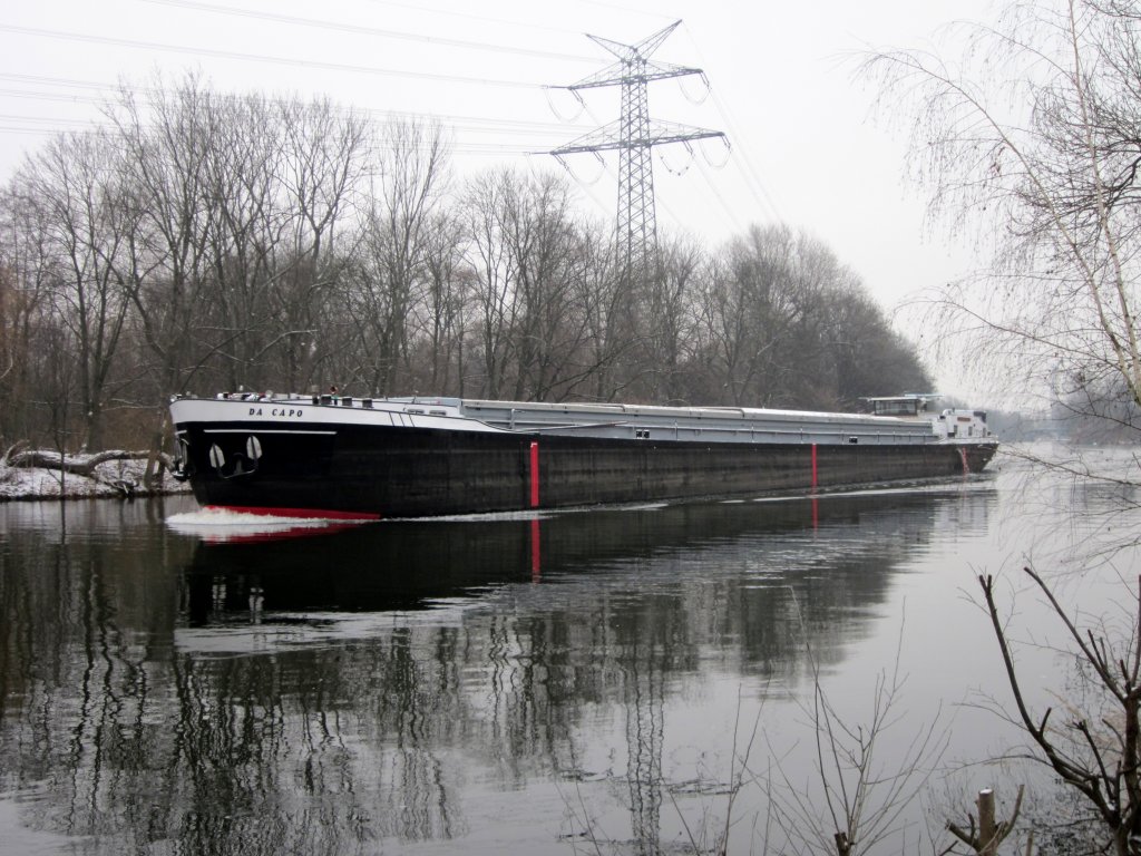 GMS Da Capo , 04300130, 79 x 8,20 , am 14.01.2013 auf der Spree in Berlin zu Tal.