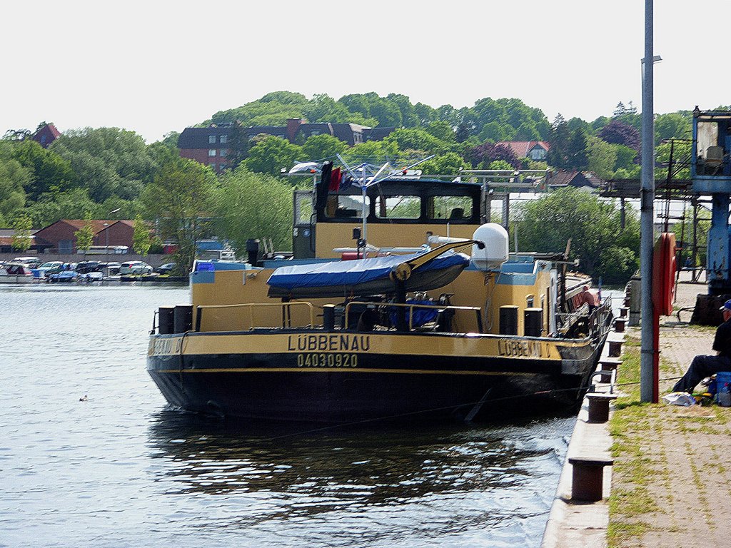 GMS LBBENAU, ENI 04030920, liegt am Getreidesilo Rautenberg am Mllner See...
Aufgenommen: 20.5.2012