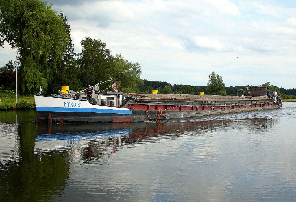 GMS LYKO3 ENI 02315220 aus Polen unterwegs im ELK, hier vor der Krummesser Schleuse...      Aufgenommen: 1.7.2012