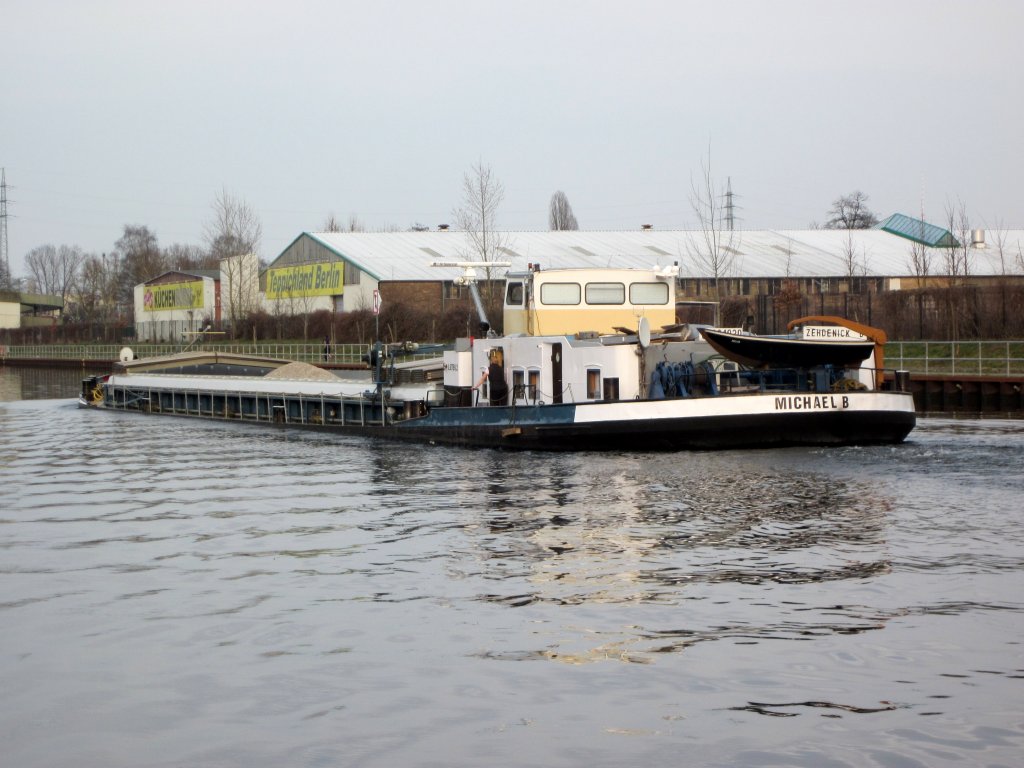 GMS Michael B , 04031030 , am 16.04.2013 im Westhafenkanal zu Berg zw. Charlottenburger Schleuse und Westhafen.