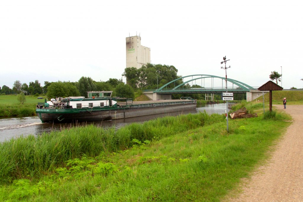 GMS WIEBKE ENI 04030990, durchfhrt die Lbeck-Kronsforder Kanalbrcke mit Kurs ELK-Schleuse Krummesse... Aufgenommen: 19.6.2012