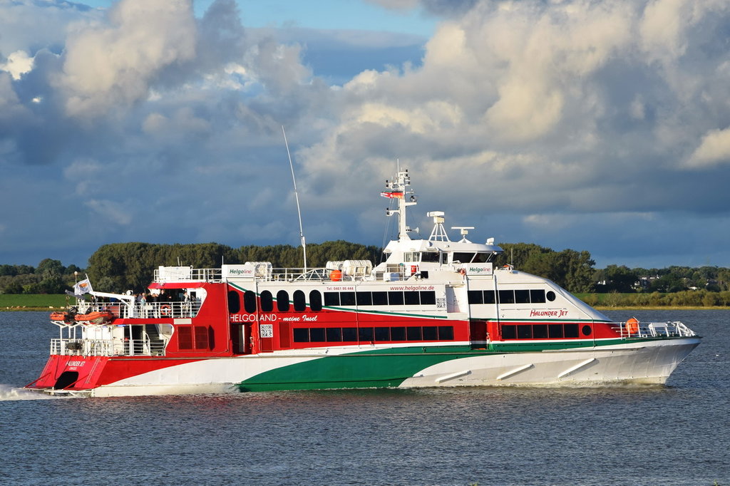 HALUNDER JET , Hydrofoil , IMO 9281671 , Baujahr 2003 , 51 × 12.3m , 09.09.2017 Grünendeich