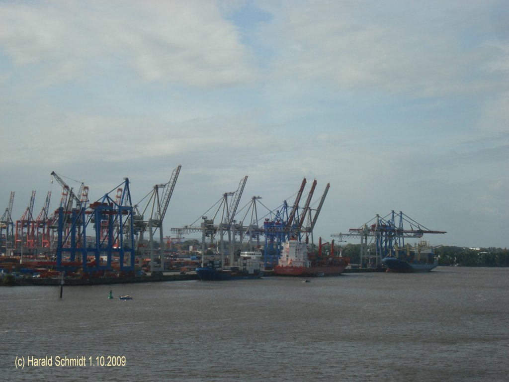 Hamburg am 1.10.2009, ein schner Herbsttag um 13:10
Container Terminal Burchardkai, Elbliegepltze Athabaskakai
