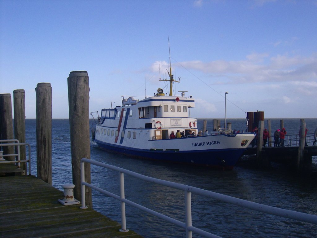 Hauke Haien am Anleger Hallig Hooge am 01.11.2008