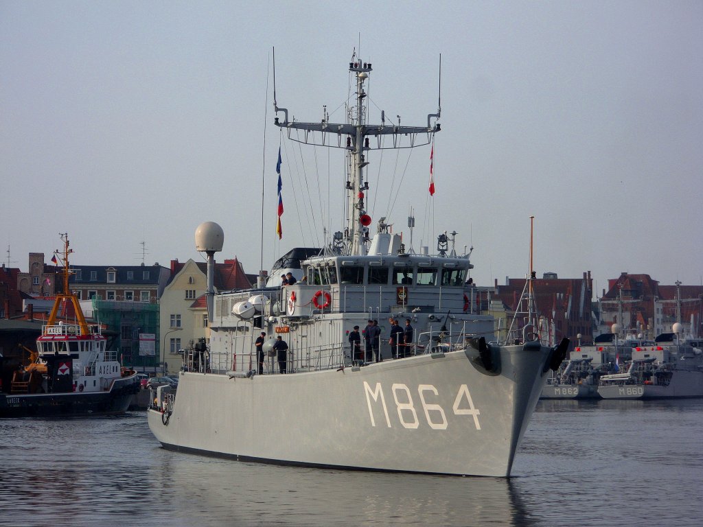 HNLMS Willemstadt M 864 im NATO-Verband zur Stippvisite in Lbeck.
Aufgenommen: 26.9.2011