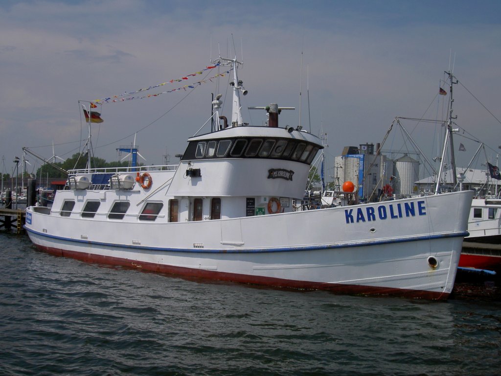 Hochsee Angelkutter MS Karoline, im Hafen von Burg / Fehmarn (22.05.2011)