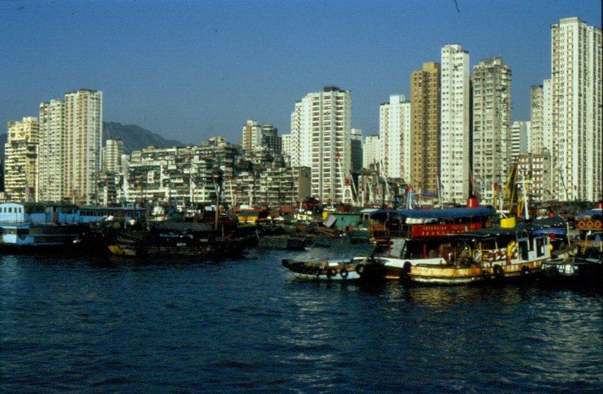 Im Hafen von Hong Kong im November 1988