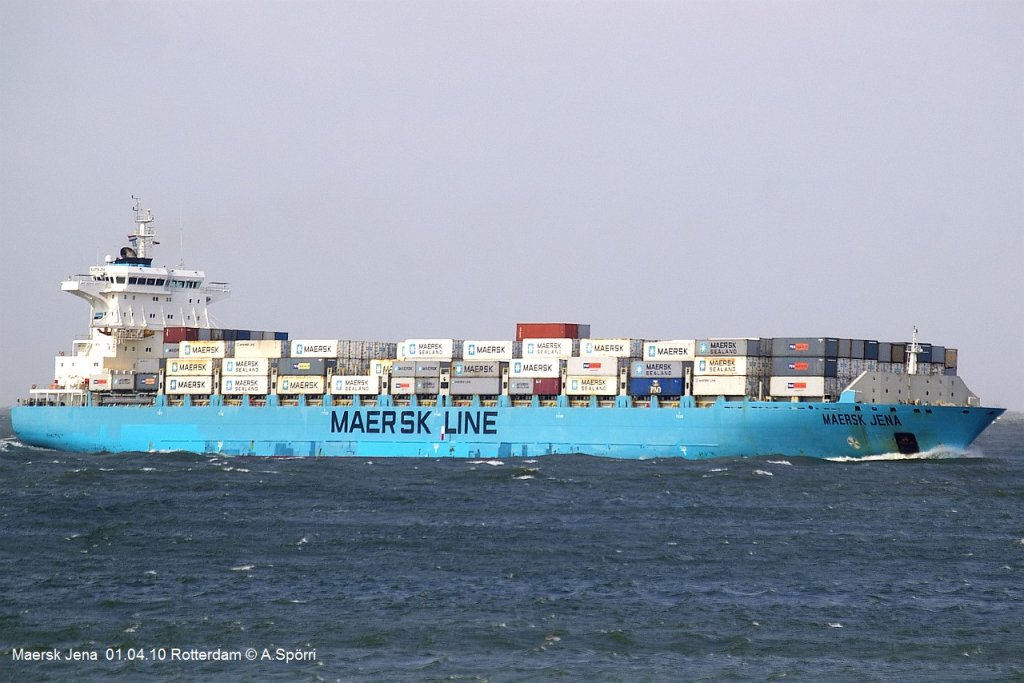 Maersk Jena am 01.04.10 in Rotterdam