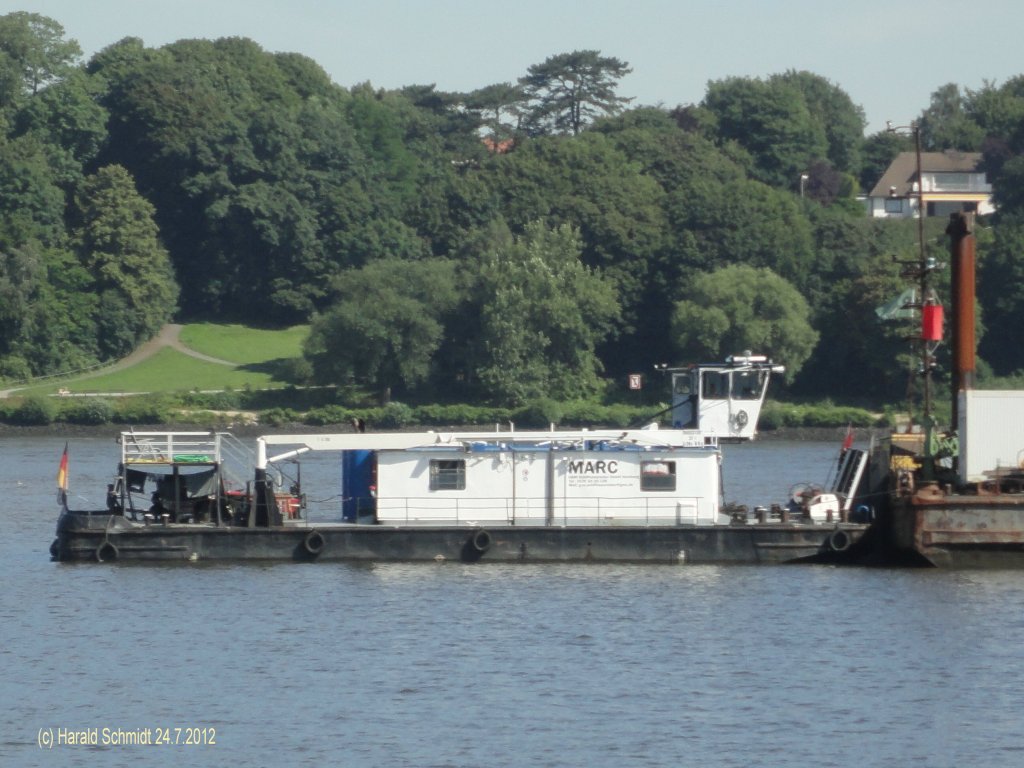 MARC  ENI 04803120 am 24.7.2012, Hamburg, Elbe vor der Lotsenstation Finkenwerder (Seemannshft)
Schubschiff / Reederei G&M Schiffsausrster GmbH, Hamburg / ex TR 7, La 24,98 m, B 9,12 m, Tg max. 1,15 m / 2x 380 PS, Deutz / 1972 bei Schiffswerft Melnik, CZ / 
