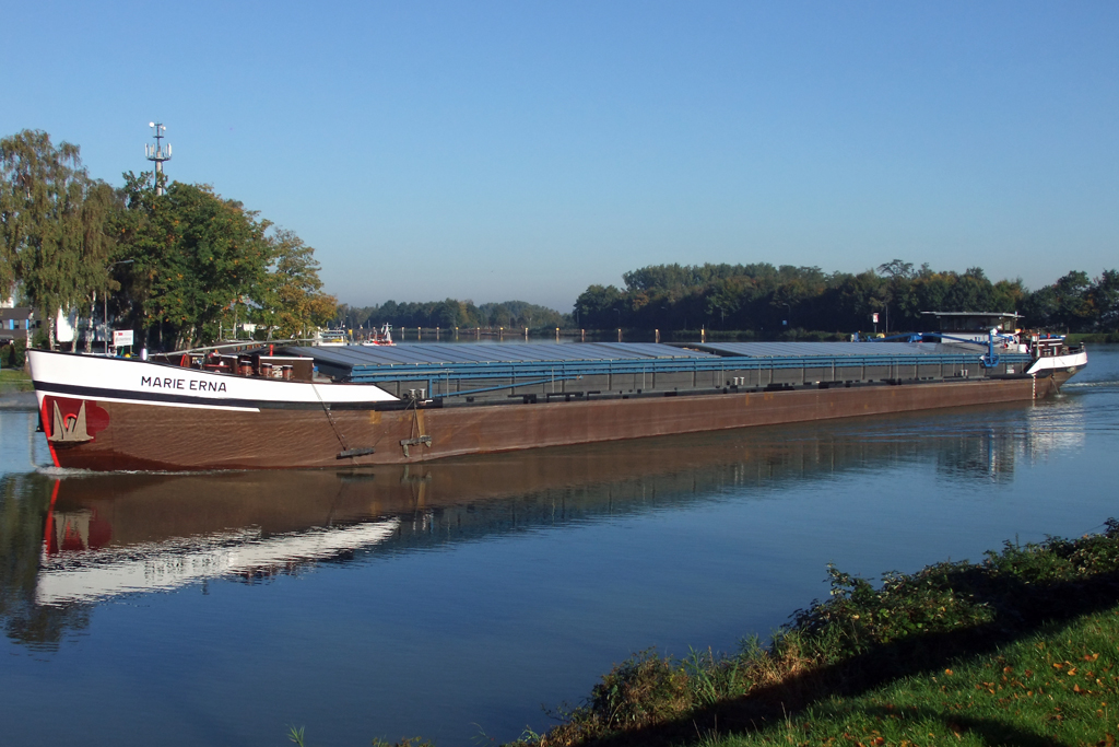  MARIE ERNA  auf dem Dortmund-Ems-Kanal in Datteln 9.10.2010