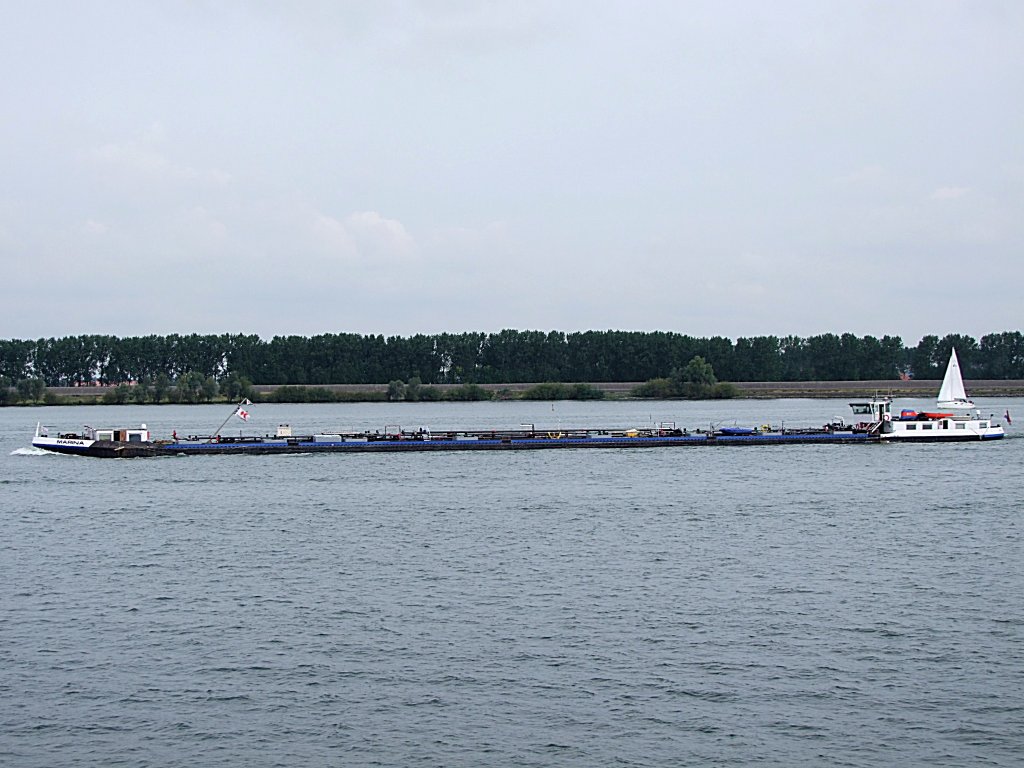MARINA(EuropNr.:02315116; L=110; B=9mtr; 2222t; Baujahr1973) hat die Krammersluizen verlassen;100902