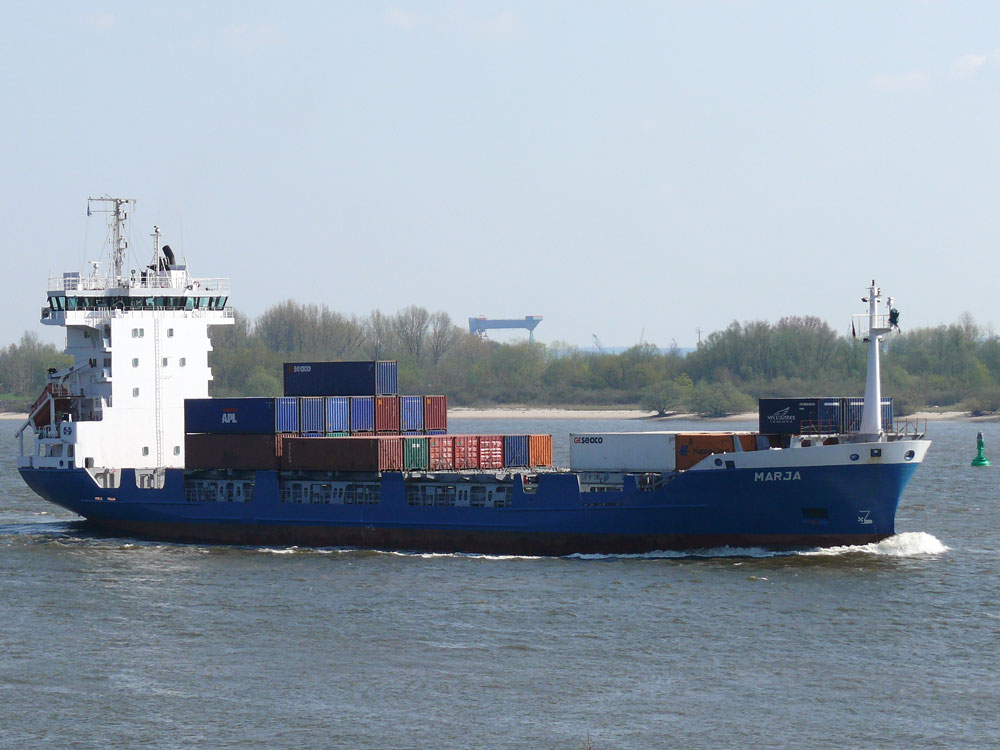 MARJA, Heerenveen, Niederlande (IMO-Nr. 9113721) L:100m, B:18m, gebaut 1995 bei SIETAS SHIPBUILDING; HAMBURG, Elbe bei Blankenese, 10.04.2009