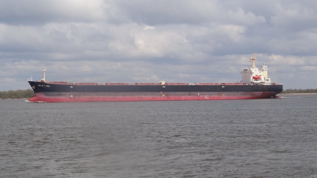 MARTINE   Frachtschiff   Lhe   27.04.2013