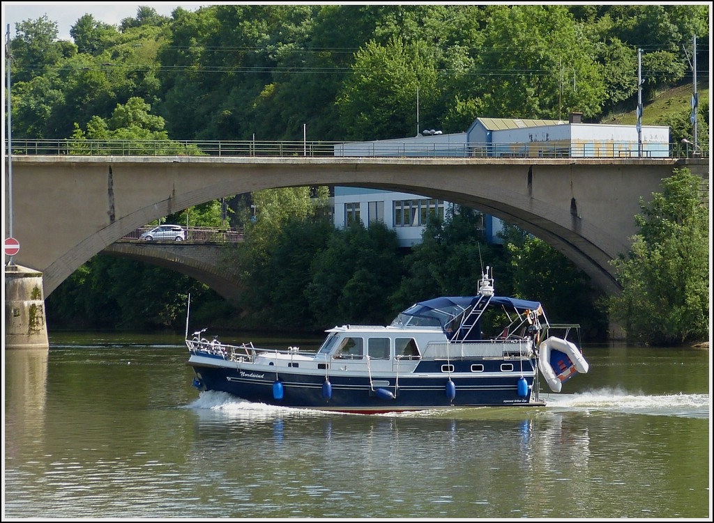 Motorboot  Nordwind  an der Sauerbrcke nahe Wasserbillig.  14.06.2013