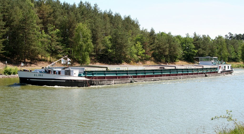 MS Alina , 02317990 , 75 x 8,20 , am 04.06.2011 auf dem Elbe-Seitenkanal zwischen Gannerwinkel und Lder Ri. Bad Bodenteich.