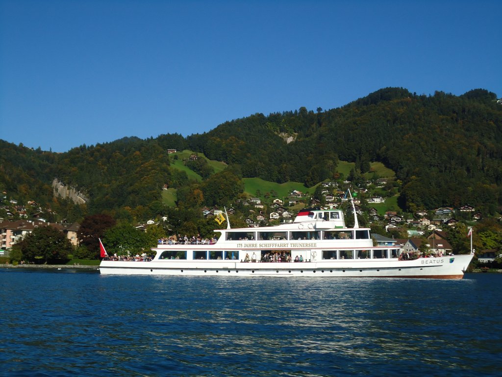 MS Beatus am 3. Oktober 2010 auf dem Thunersee