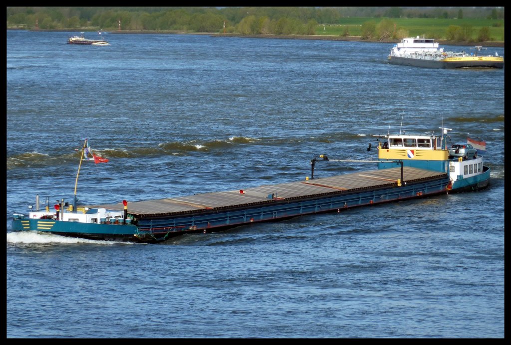 MS  Bingo  von Rotterdam, ENI 02311851, 100m x 9,50m, 1806 Tonnen, 1013 PS, Baujahr 1964, ex Kardia, Van Nuden 21, Adrianus M. Foto ist von April 2012.