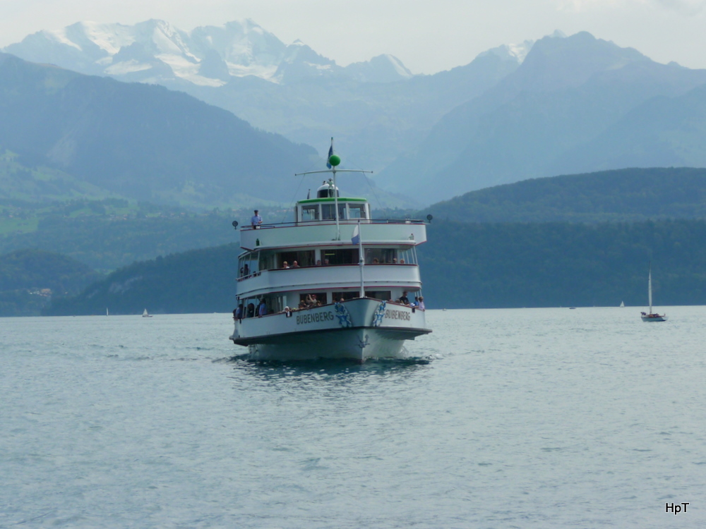 MS Bubenberg unterwegs auf dem Thunersee bei Oberhofen am 03.09.2011