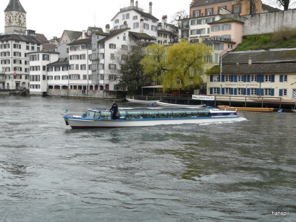 MS Felix unterwegs in der Stadt Zrich am 21.04.2013