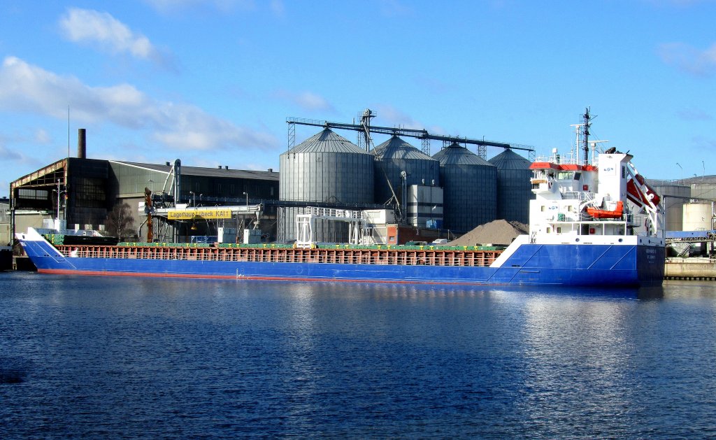 MS GERHARD G. IMO 9534286, Baujahr 2011, liegt mit seinen 114x14m und 4300 GT am Lbecker Lagerhauskai 1... Aufgenommen: 19.3.2012