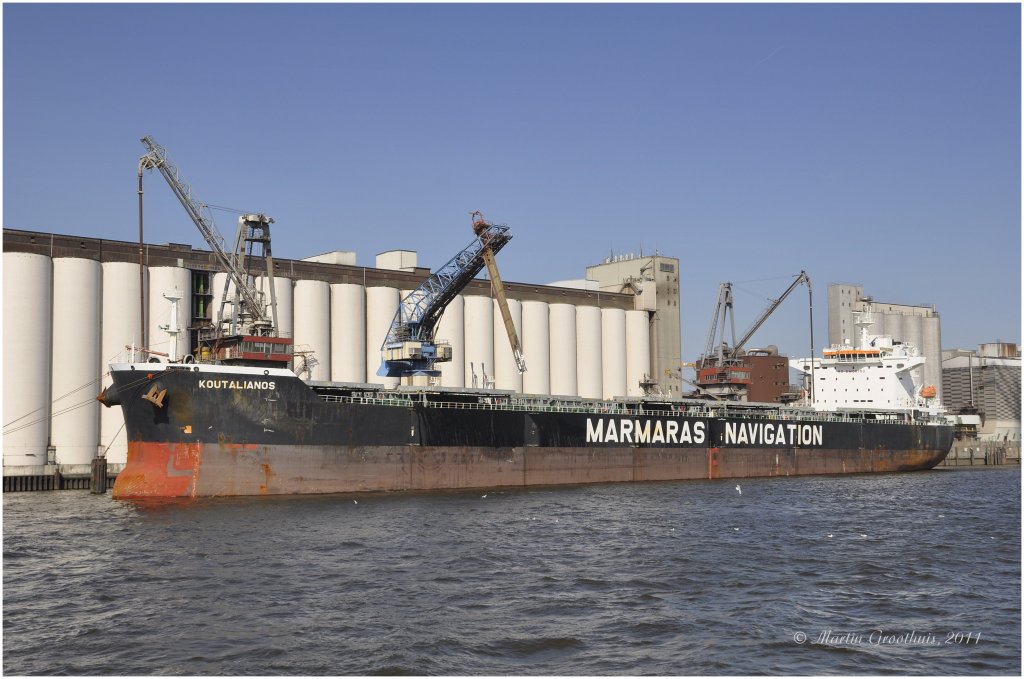 MS  Koutalianos  am 7.05.2011 in Hamburg. L:230m / B:37m / Bj:2007 / DWT: 92710 / IMO 9332016 / Flagge:Liberia