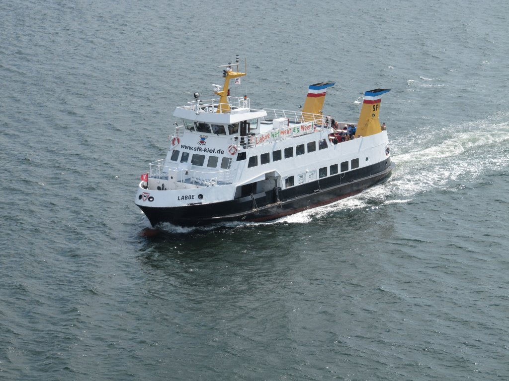MS Laboe der Frdefhrlinie ist am 09.06.2011 im Hafenbereich Kiel unterwegs.