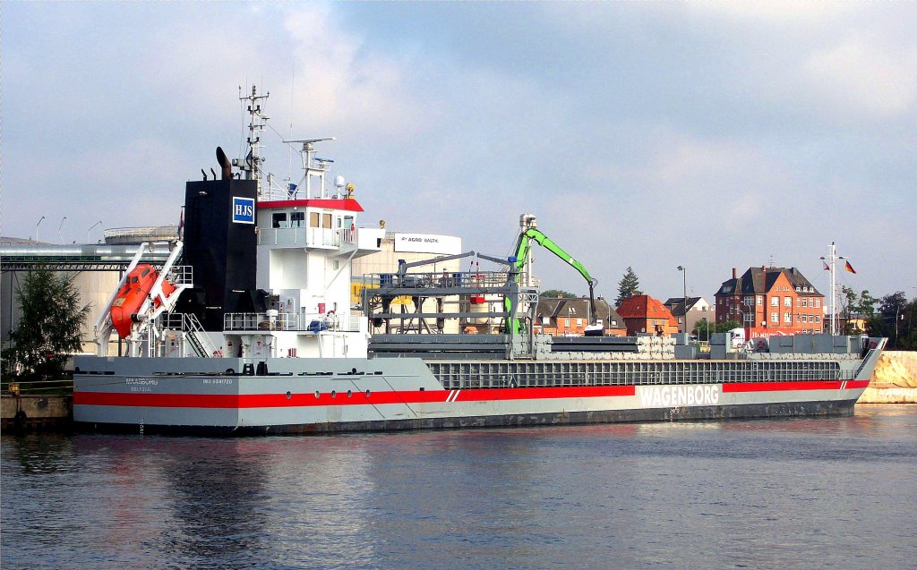 MS Maasborg (NL) IMO 9341720 . Liege- und Lschplatz am Lbecker Lagerhauskai 1.
 Aufnahmedatum: 22.08.2011