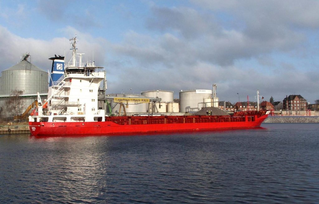 MS MERITA IMO 8422034, Lbeck Burgtorhafen, Lagerhauskai 1 ...
Aufgenommen: 11.3.2012