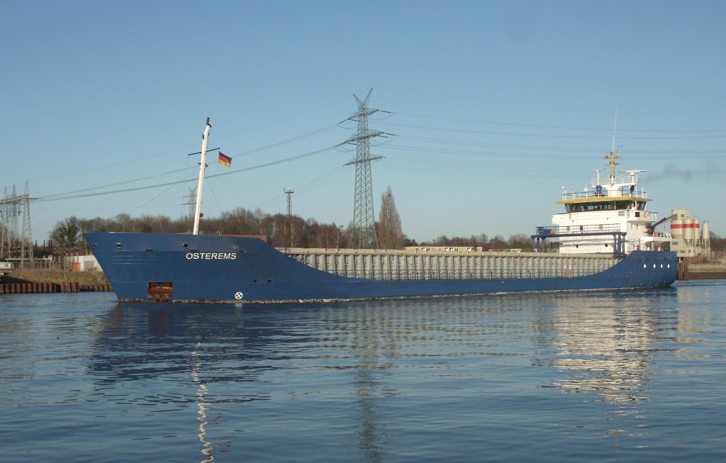 MS OSTEREMS IMO 9148207, Baujahr 1999, 89 x 13 m, Flagge:Gibraltar, Ex: Polar Star, kommt von Klaipeda mit Dnger fr Lagerhaus Lbeck... Aufgenommen: 23.3.2012