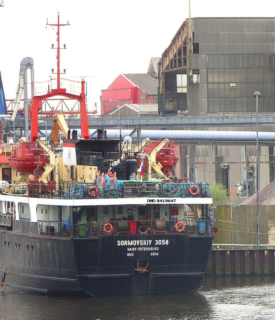 MS S0RMOVSKIY-3058 IMO 8419647 aus ST.Petersburg kam mit einer Ladung Futtermittel nach Lbeck... Aufgenommen: 3.5.2012