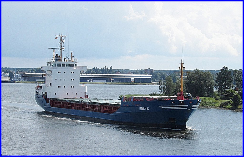 MS SOAVE IMO 8917716, kommt von Travemnde traveaufwrtsmit Kurs Lbeck...
Aufgenommen:30.07.2012