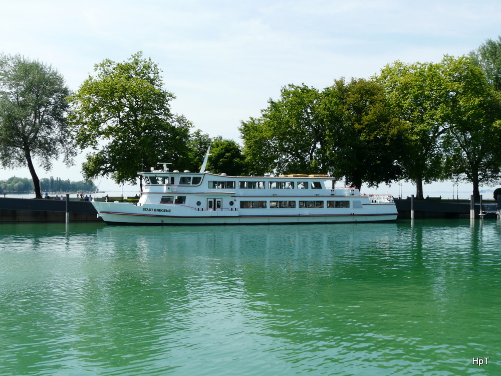 MS Stadt Bregenz im Hafen von Bregenz am 24.05.2011