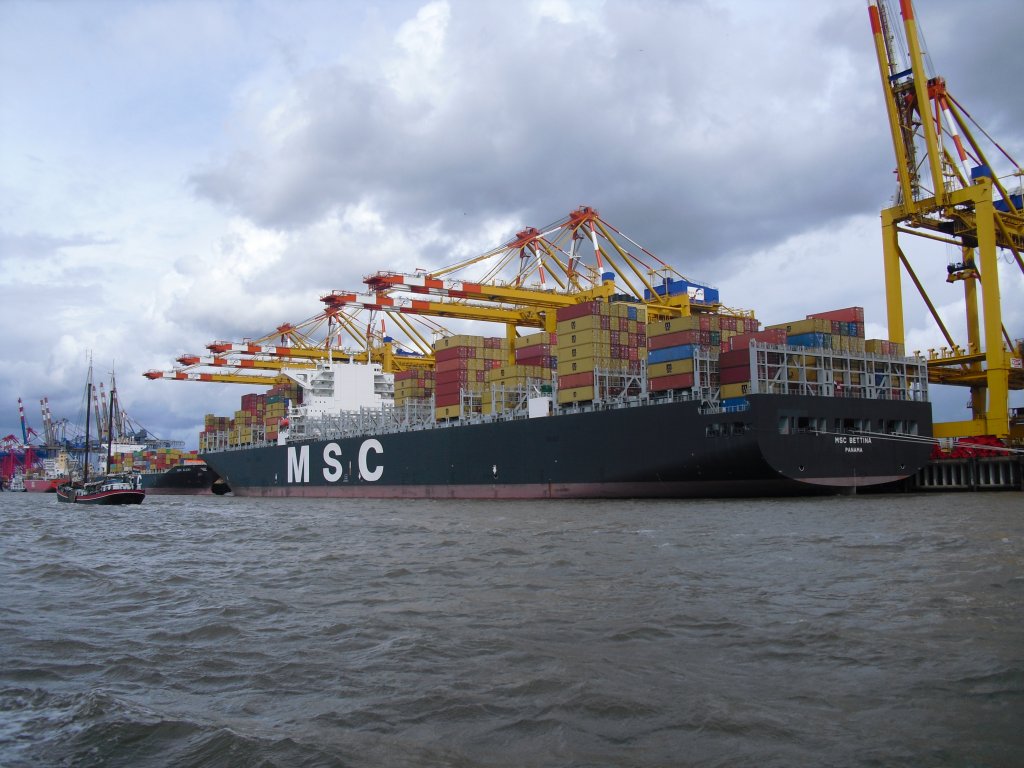 MSC Bettina 366x52 m, 156000 tdw, 98000 PS. Bremerhaven, Containerterminal, fotogrfiert anlsslich der Sail am 29.08.2010.