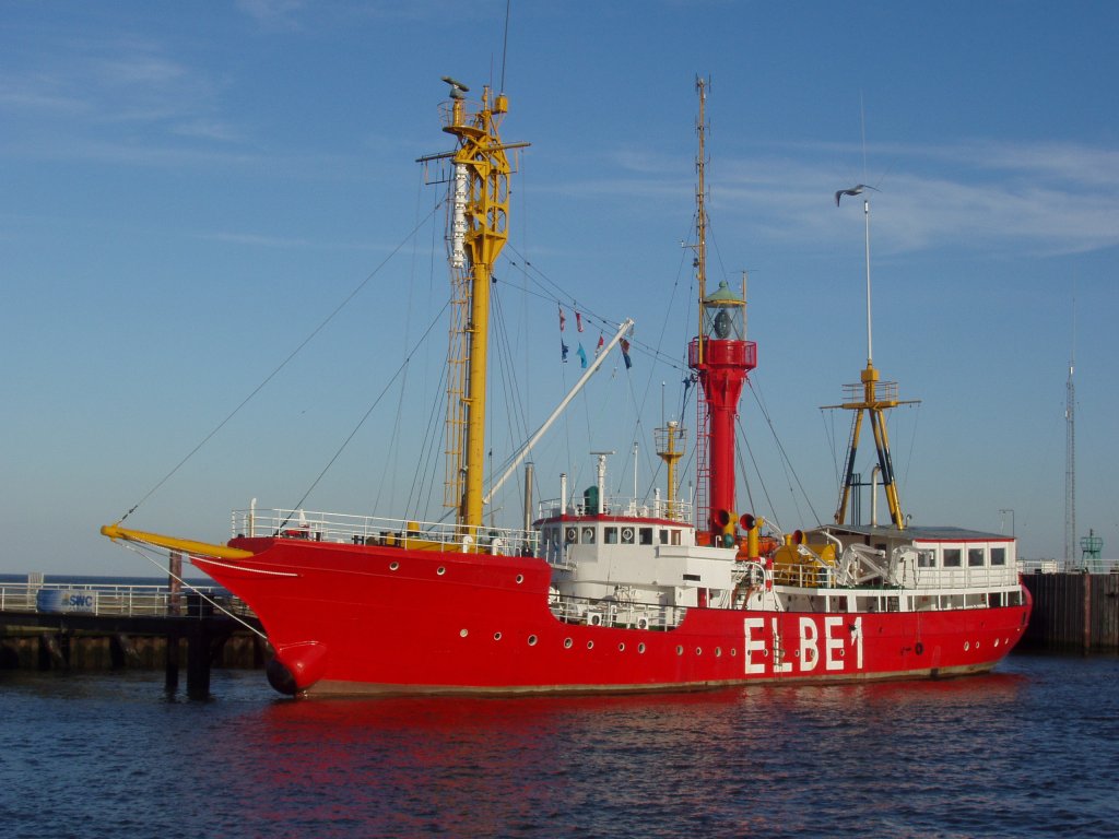 Museumsschiff Elbe 1 am 10.09.2006 an der Alten Liebe in Cuxhaven