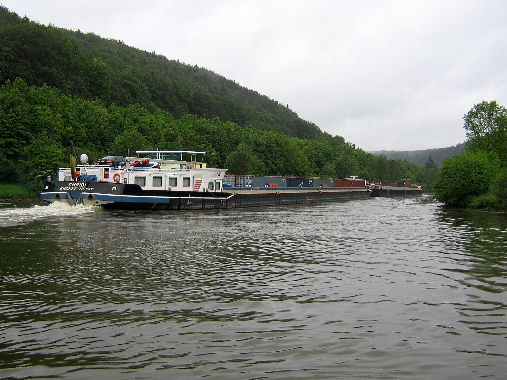 Nachschuss auf den Container-Koppelverband Chridi u. Chridi II am 26.05.2006 auf dem Main-Donau-Kanal bei Prunn Fahrtrichtung Riedenburg.
