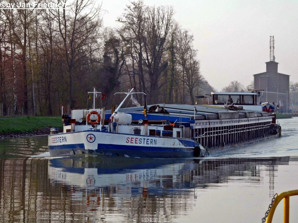 Name: Seestern
Ex-Namen: Gtz IX, Jochen
gemeldet in: Remagen
Nationalitt: Deutsch
EuNr.: 4700860
Lnge: 80m
Breite: 9m
Tiefgang: 2,74m
Tonnenage: 1299t
Maschinenleistung: 750 Ps
Maschinenanlage: Deutz
Erbaut in: Neckarsteinach 
Bauwerft: Ebert & Shne
Baujahr: 1962

Aufgenommen in Drenthe (DEK Km 100,1)
