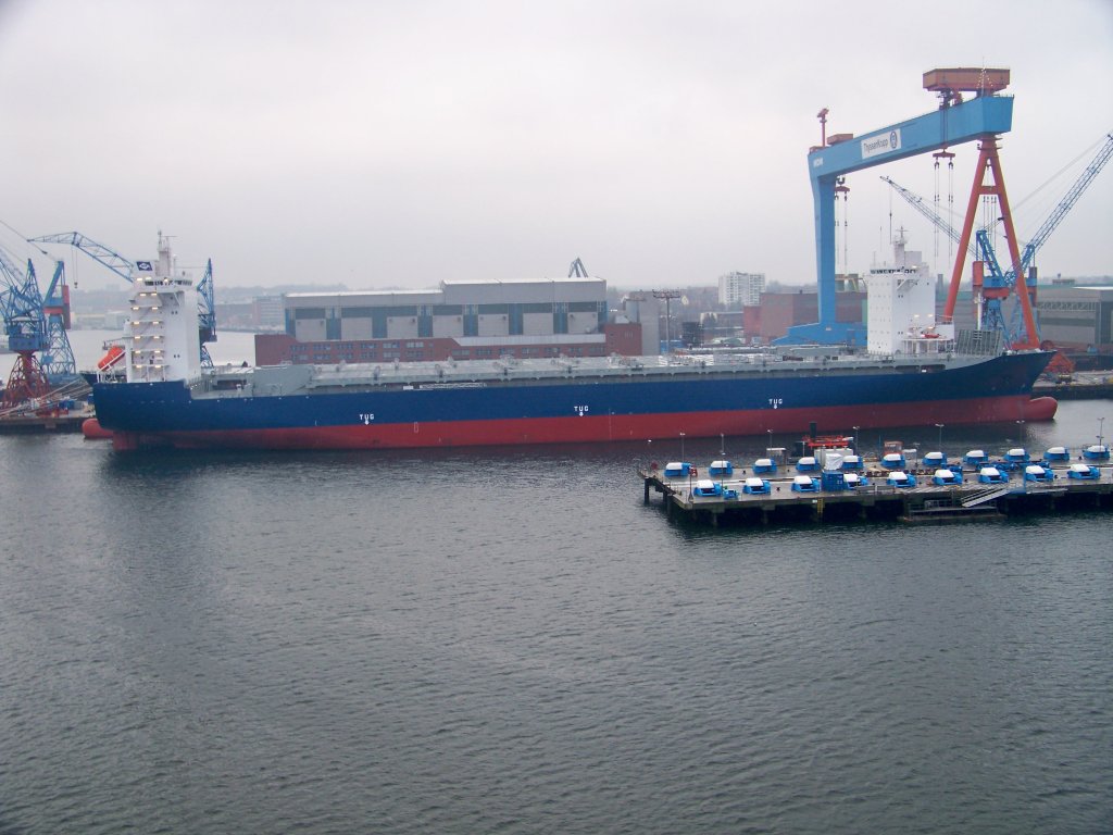 NSB 419 im Vordergrund, und im Hintergrund eine NSB 418 in Kiel. Aufgenommen am 2.Weinachtsfeiertag 2009.