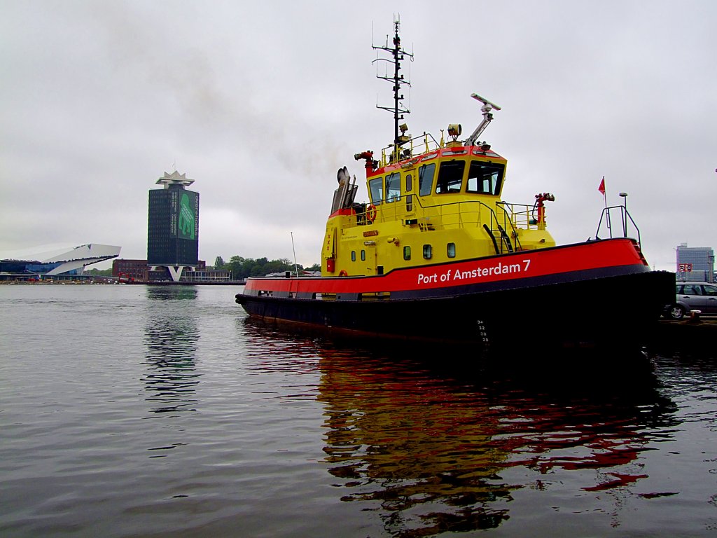 PORT of AMSTERDAM 7(2325399; L=27,6; B=8; 1650kW; Baujahr 2001) im Hafen der Niederlndischen Hauptstadt; 110904