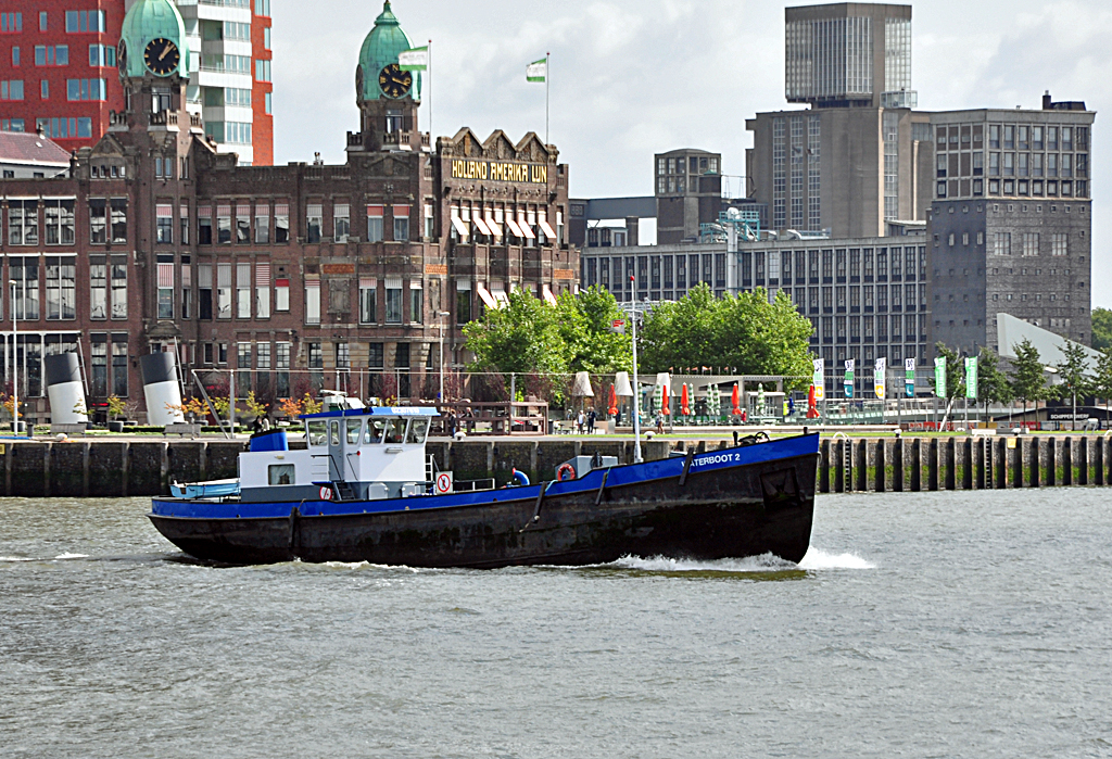 Rotterdamer Hafen -  Waterboot2  auf der Maas - 15.09.2012